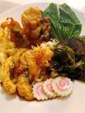 อุด้งเทมเปกรอบทูโทน (น้ำดำ) Two-tone crispy udon tempeh