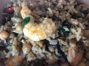 Una foto de garbanzos con arroz