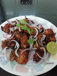 சில்லி சிக்கன்(chilly chicken recipe in tamil) செய்முறை முக்கிய புகைப்படம்