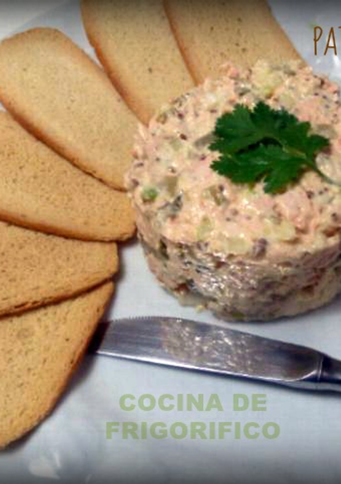 Una foto de Paté de salmón hervido