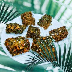A picture of Spinach And Coriander Vadi.