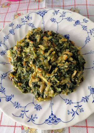 Foto principal de Espinacas con pasas y piñones