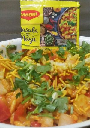 મેગી મસાલા ચટપટી ભેળ(Maggi Masala Chatpati Bhel Recipe In Gujarati) રેસીપી મુખ્ય ફોટો