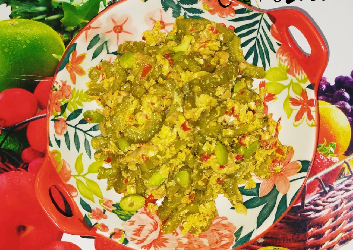 Orak Arik Ayam Partete (Pare peTe Telur)