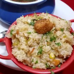 Veg fried rice A picture of Veg fried rice.