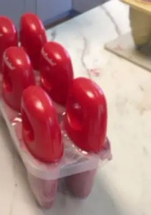 A picture of Popsicles.