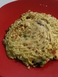 Foto resep Mie telor pizza