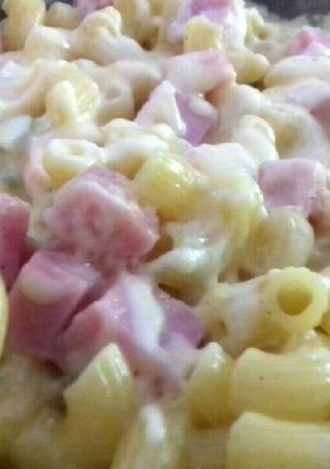 Una foto de Macarrones con queso al verdeo