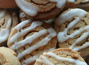 A picture of Vickys Cinnamon Roll Cookies, GF DF EF SF NF.