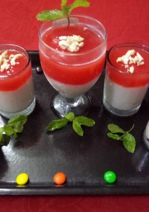 A picture of Vanilla & Rose pudding.