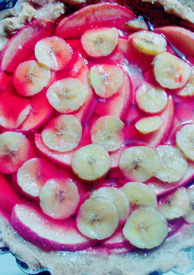 Una foto de Tarta frutal con base integral 😍❤