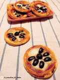 Spider Mini Pizzas