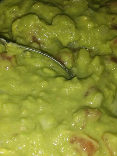 Una foto de Guacamole casero