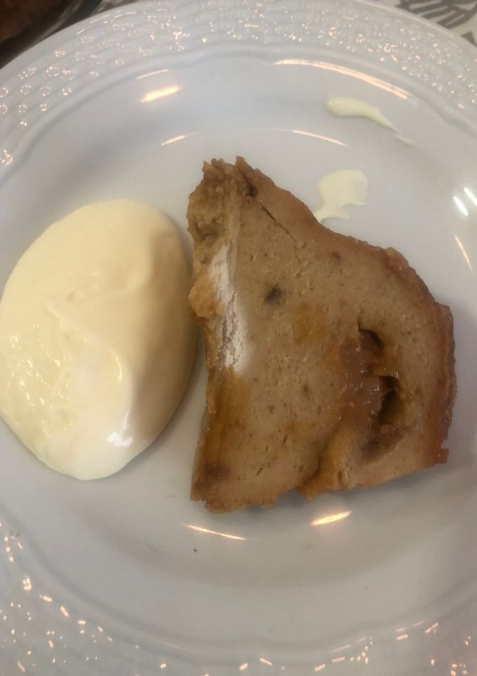 Una foto de Budín de pan con dulce de leche