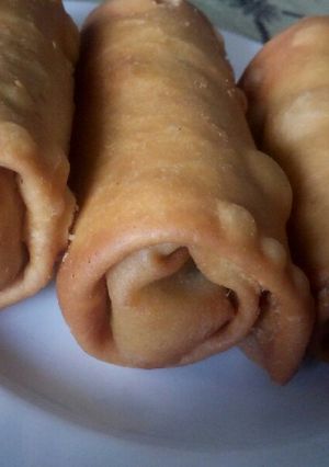 A picture of Vegetable spring rolls.