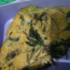 A picture of Omlette bayam merah.