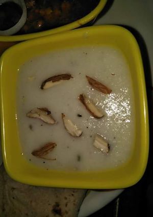 A picture of Bread Crumbs kheer.