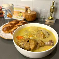A picture of Vietnamese Lemongrass Chicken Curry! (Cà Ri Gà).