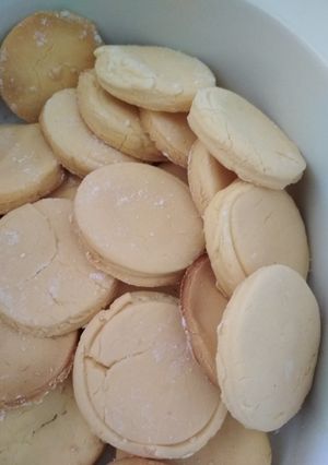 Una foto de Galletitas de harina de arroz y Maicena!