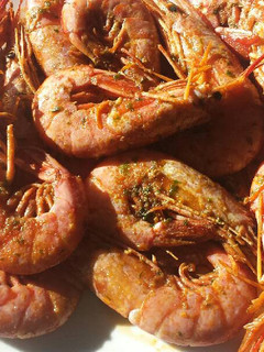 Una foto de Gambas estilo Cubano
