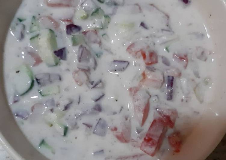 Salit raita