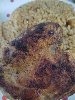 Foto resep Paprika butter rice dan paprika pan grilled chicken