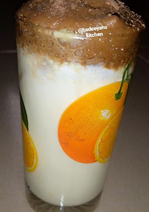 A picture of Dalgona coffee.