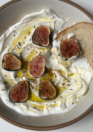 A picture of Fig & Fennel Labneh Dip.