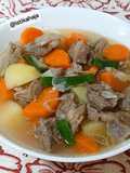 712. Sop Daging