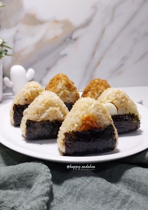 Foto resep Onigiri Nasi Uduk (Praktis)