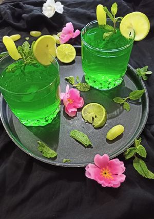 A picture of Lemon Khas sharbat.