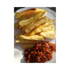 A picture of Sweet potato and Sauce.