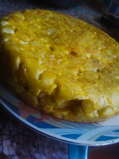 Una foto de Tortilla de papa rellena