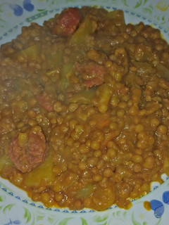 Una foto de Potaje de lentejas (rápido y barato)
