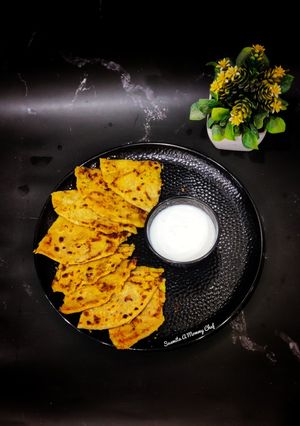 A picture of Aloo Paratha.
