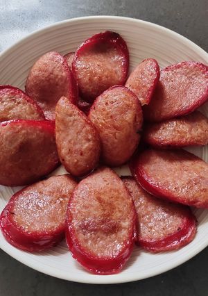 A picture of Fried Red Sausage.