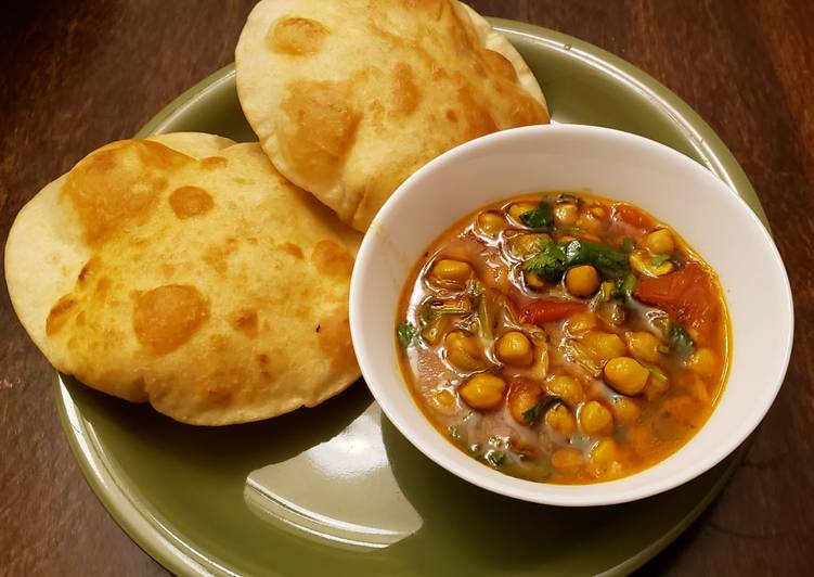 Step-by-Step Guide to Make Quick Punjabi Chole Bhature