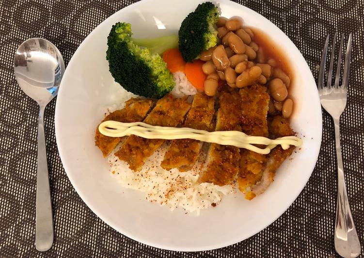 Pork chop breaded with Cheese crackers