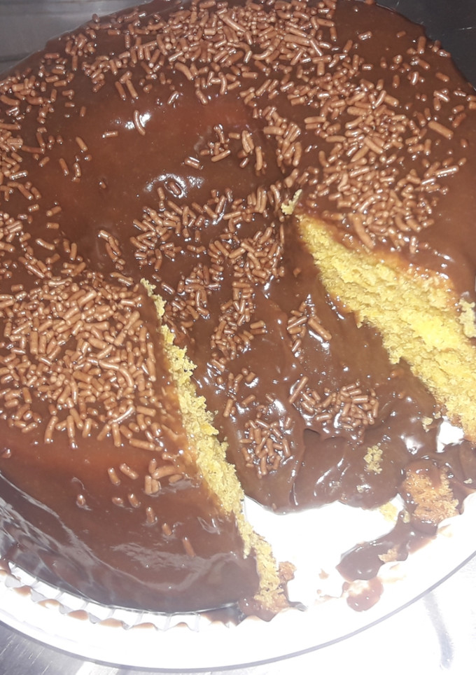 Foto de Bolo de cenoura vulcão