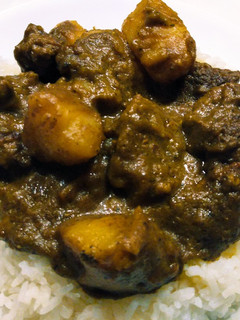 A picture of Filipino beef curry.