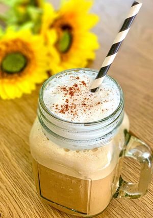 O poză a rețetei Pumpkin spiced latte.