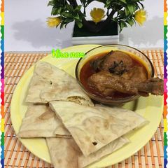 A picture of Chicken Qorma With Nan..