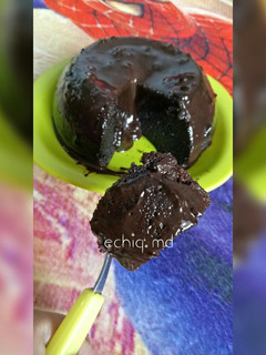 Foto resep Steamed chocolate cake no mixer & no oven