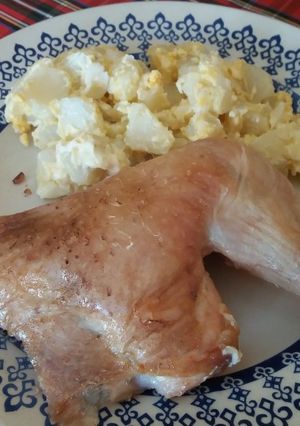 Una foto de Pollo al horno a la sal