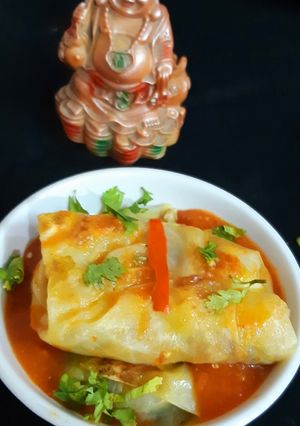 A picture of Cabbage Roll in Red Gravy.