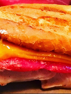 Una foto de Mi versión del Bocadillo cubano ❤️❤️