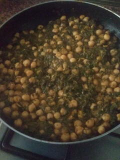 Una foto de Garbanzos con espinacas