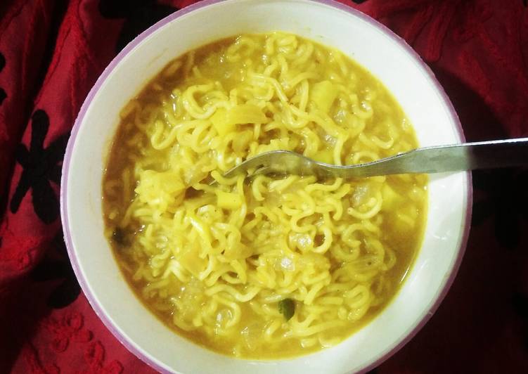 Step-by-Step Guide to Prepare Perfect Soupy Masala Maggi