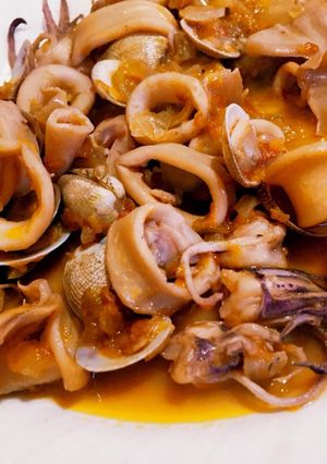 Foto principal de Calamares con almejas 🦑