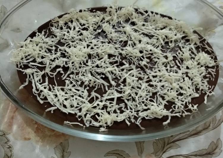 Puding roti coklat